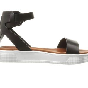 MIA Ellen Sandal